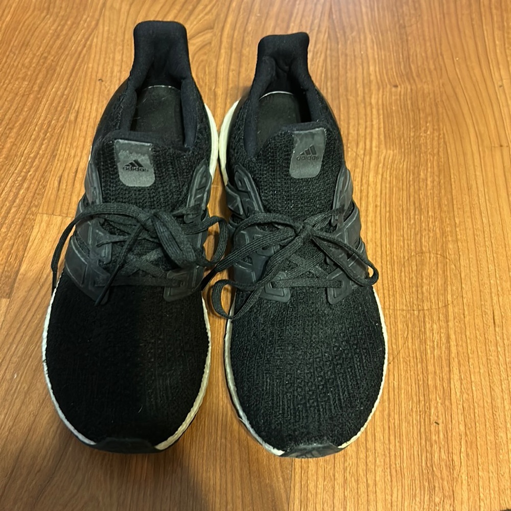 Adidas boost size 8